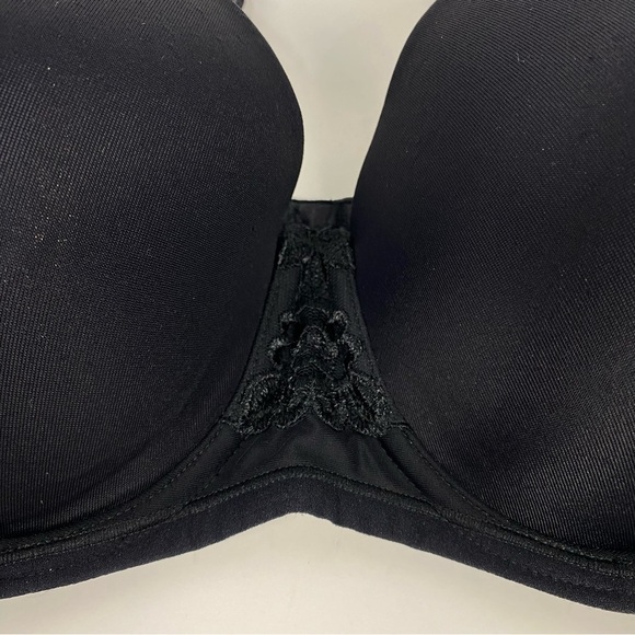 Vanity Fair Black Underwire Bra With Rubber Grips - Picture 3 of 6